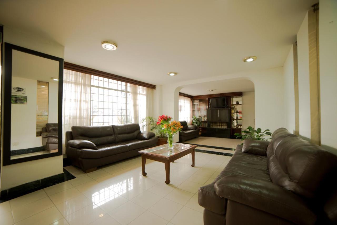 Apartamentos Galerias Богота Экстерьер фото