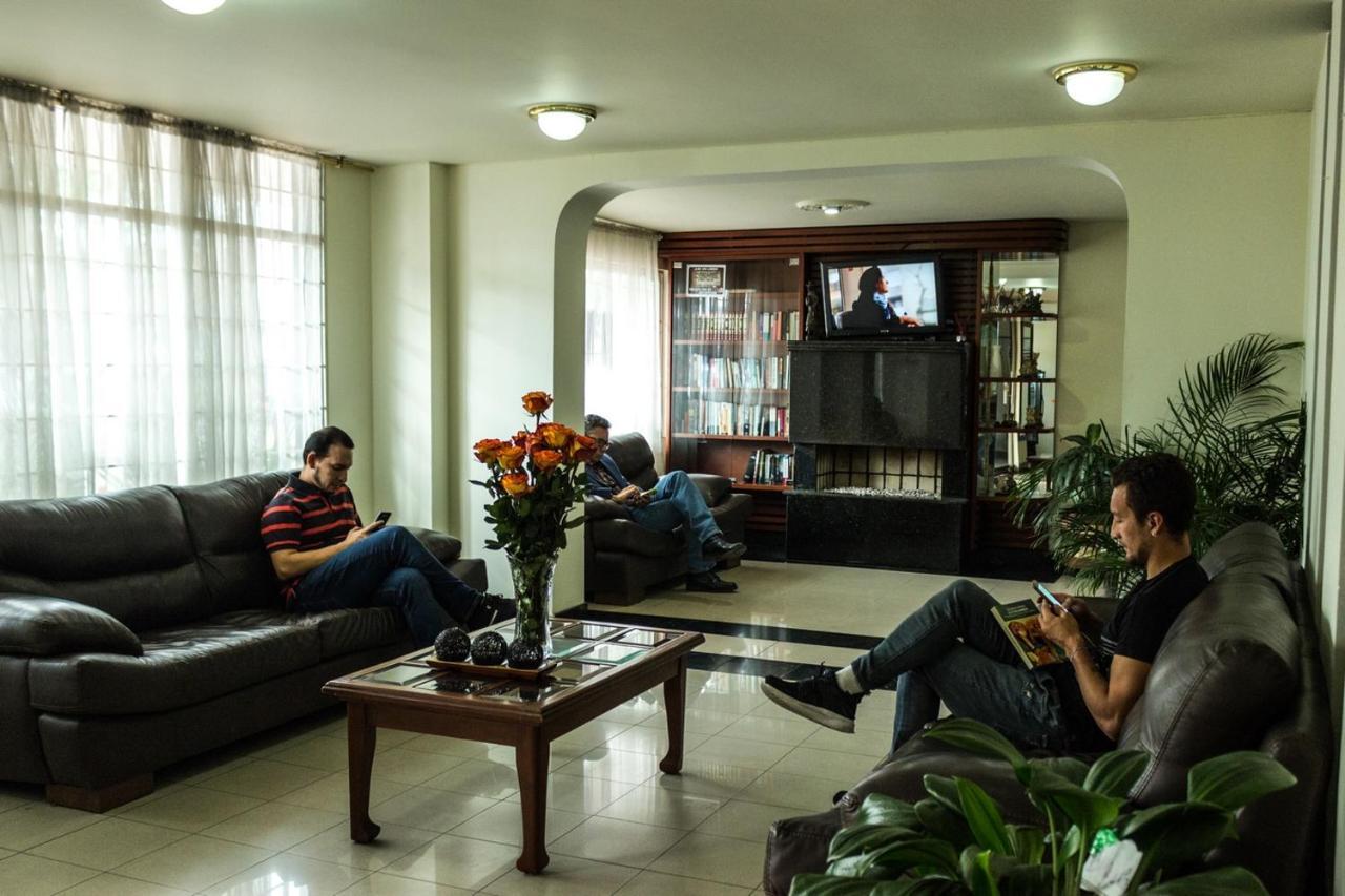 Apartamentos Galerias Богота Экстерьер фото